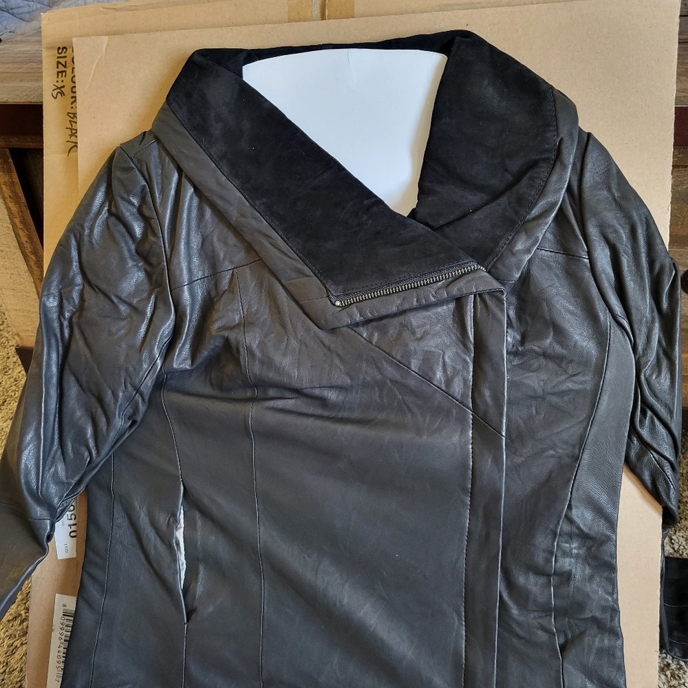 Emu naturally Australian XS sheep leather jacket